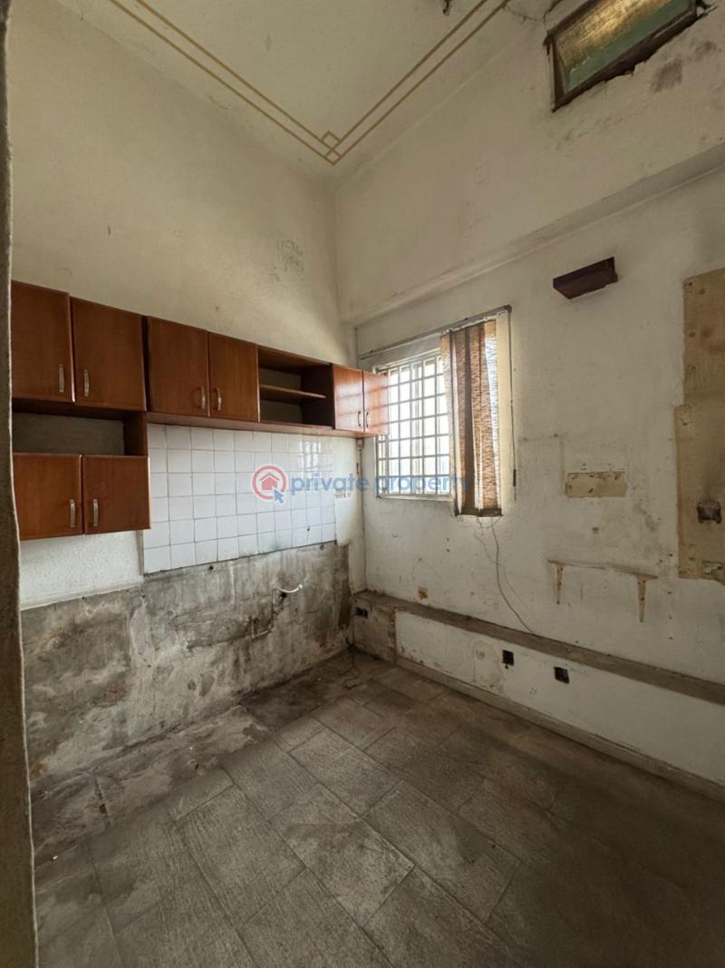 Commercial Property For Rent Victoria Island Lagos - 13