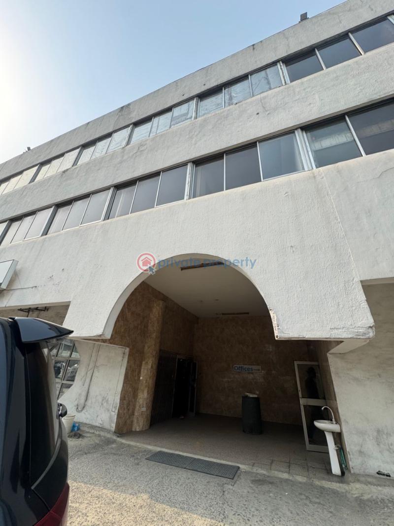 Commercial Property For Rent Victoria Island Lagos - 10