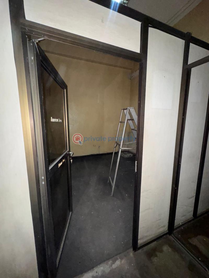 Commercial Property For Rent Victoria Island Lagos - 12