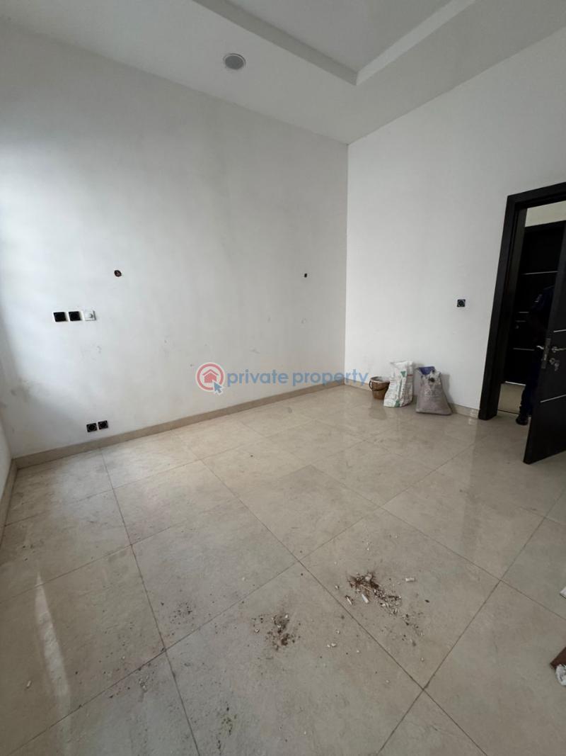 25sqm self-contained office space with a dedicated generator - 3 Office For Rent Lekki Phase 1 Lagos - 3