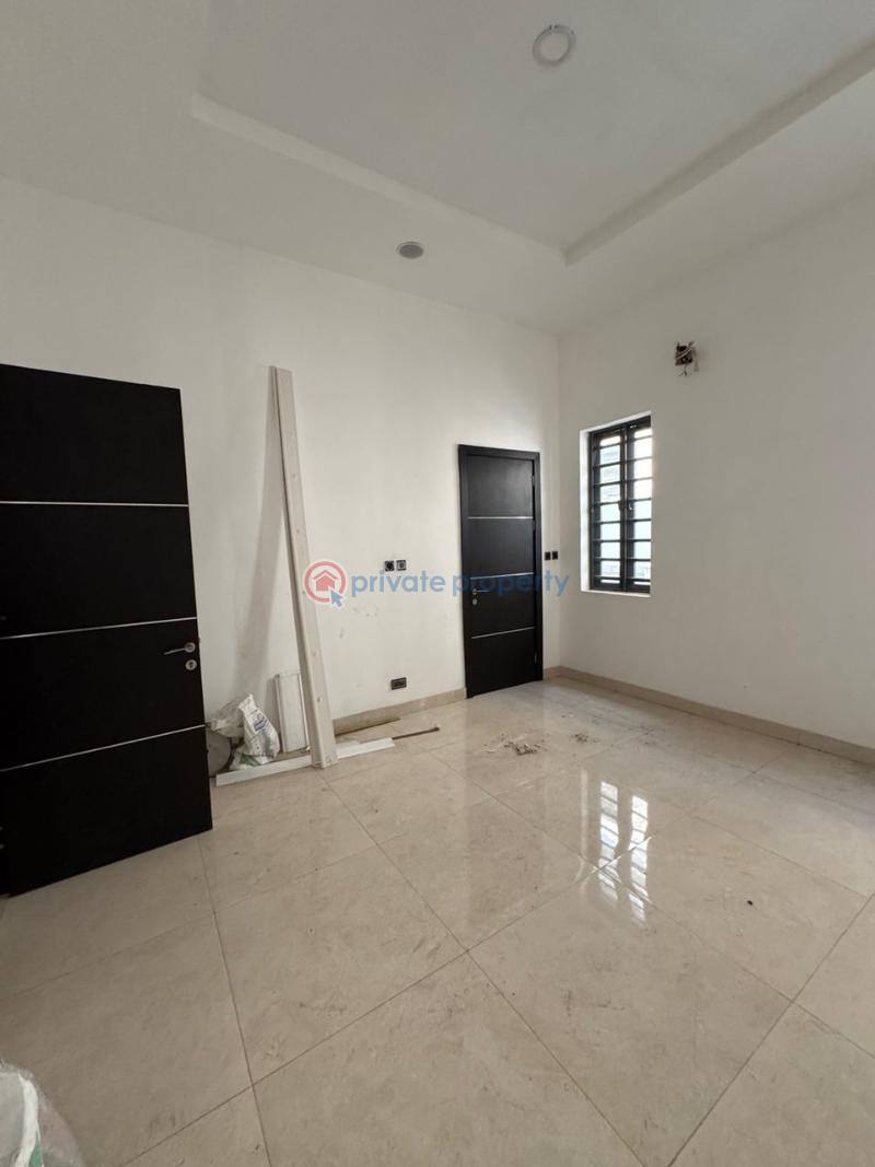 25sqm self-contained office space with a dedicated generator - 6 Office For Rent Lekki Phase 1 Lagos - 6