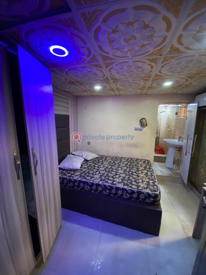 26 room functioning hotel - 1 10 bedroom Hotel For Sale Berger Ojodu Lagos - 1