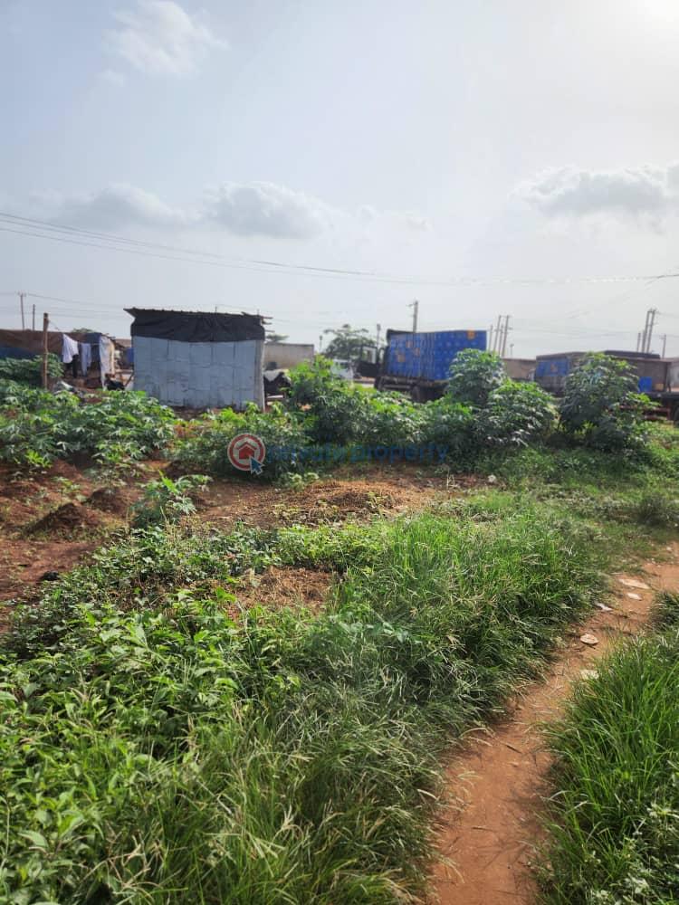Industrial Land For Sale Baraa Village Beside Nigerian Breweries Sagamu Ogun - 2