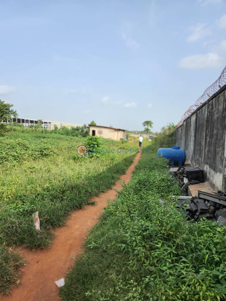 Industrial Land For Sale Baraa Village Beside Nigerian Breweries Sagamu Ogun - 1