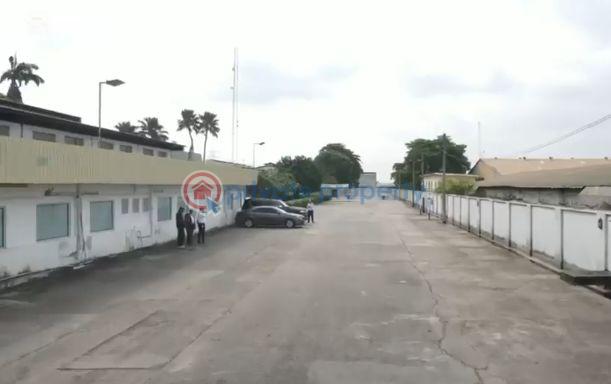 10 bedroom Warehouse For Sale Oshodi Apapa Express Way Oshodi Expressway Lagos - 15