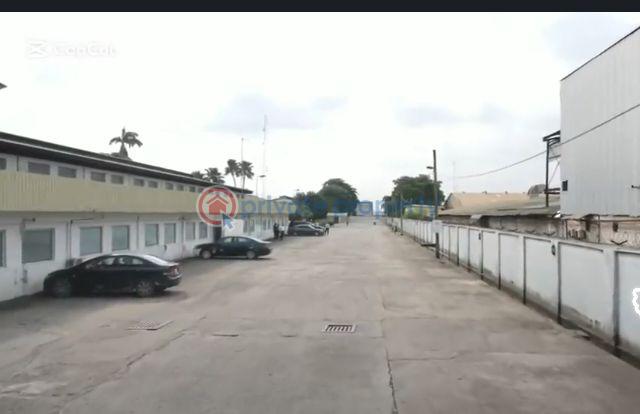 10 bedroom Warehouse For Sale Oshodi Apapa Express Way Oshodi Expressway Lagos - 5