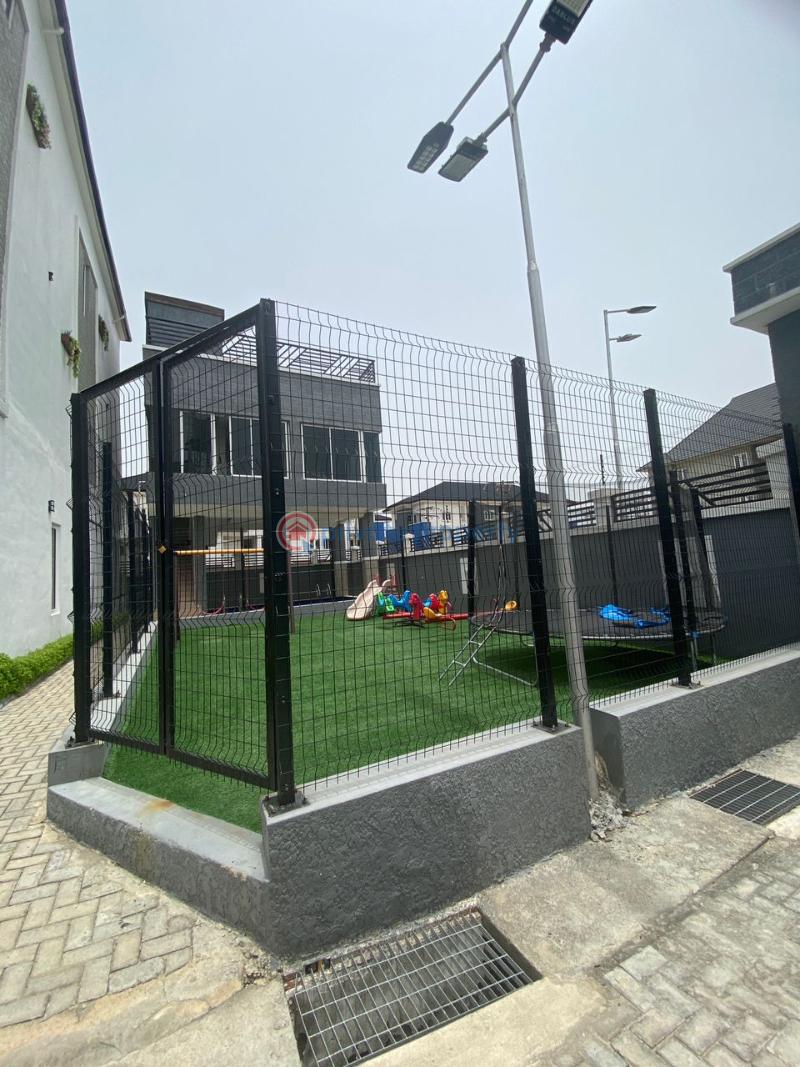 4 bedroom Terraced Duplex For Sale Lekki Lagos - 9