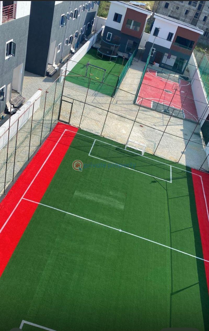 4 bedroom Terraced Duplex For Sale Monastery Road By Shoprite Lekki Sangotedo Ajah Lagos - 19