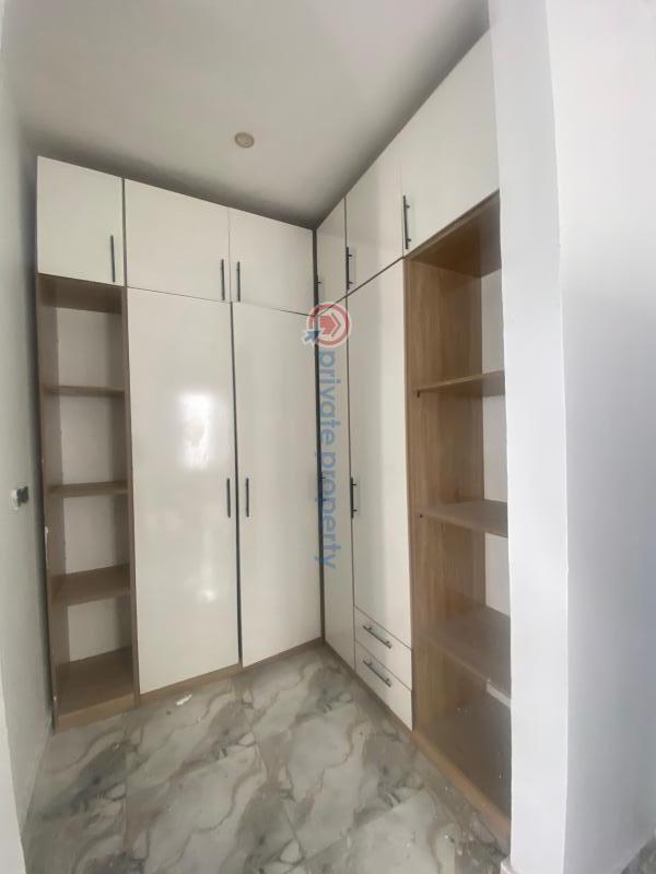 4 bedroom Semi detached Duplex For Sale Ajah Lekki Lagos State Lekki Phase 2 Lagos - 6