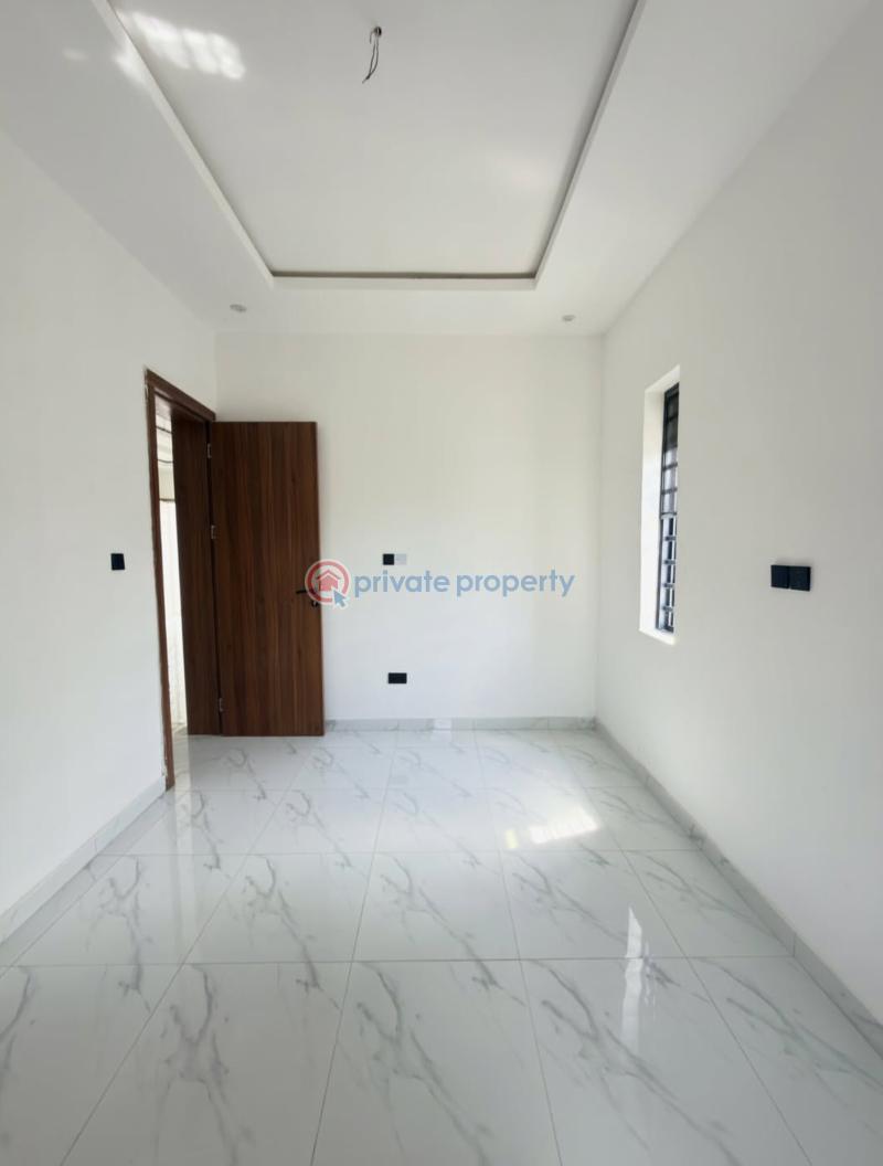 3 bedroom Block Of Flats For Sale Crown Estate Ajah Lagos - 8