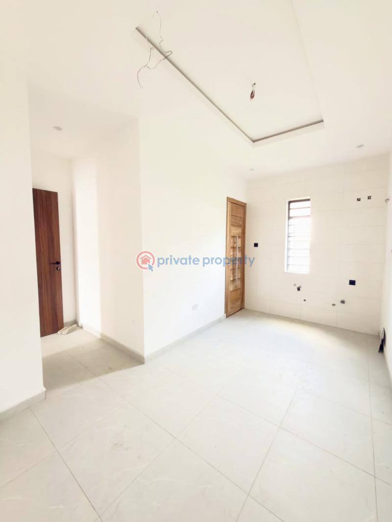 3 bedroom Block Of Flats For Sale Crown Estate Ajah Lagos - 4