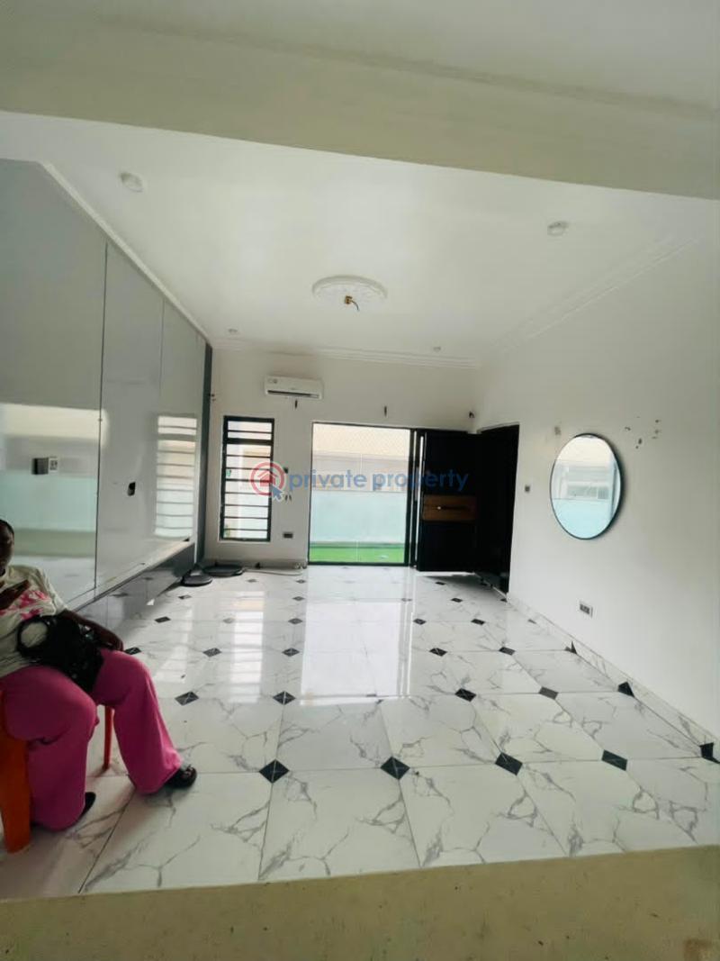 2 bedroom Block Of Flats For Rent Lekki Lagos - 7