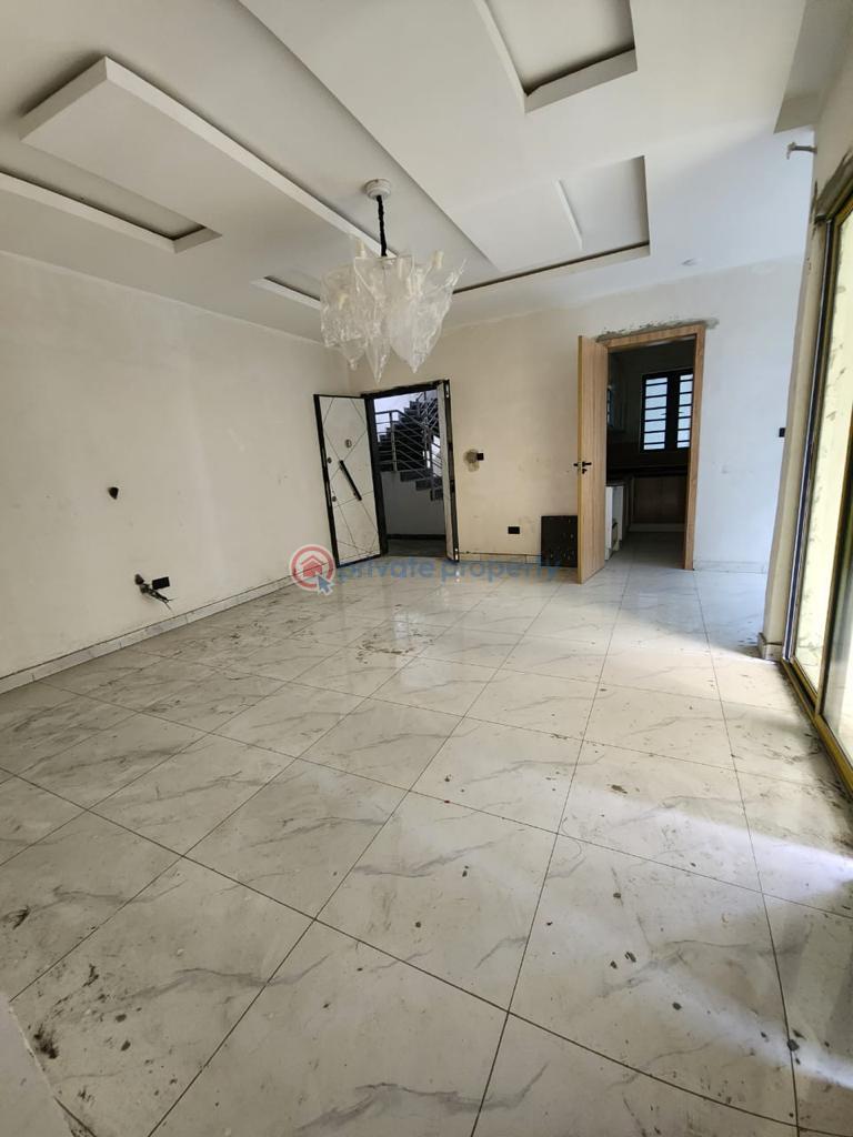 2 bedroom Block Of Flats For Sale Ologolo Lekki Lagos - 3