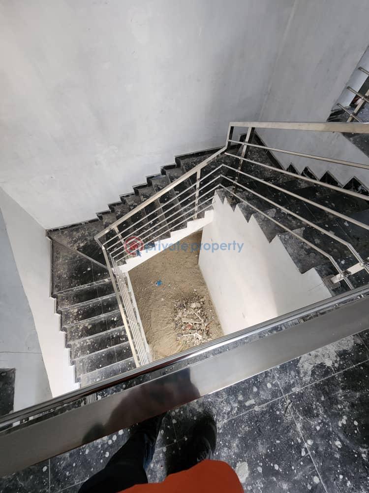 2 bedroom Block Of Flats For Sale Ologolo Lekki Lagos - 4