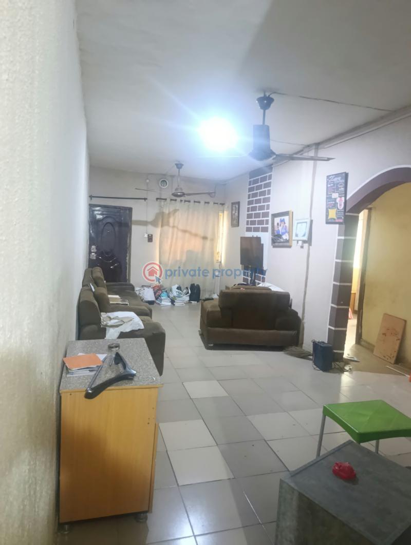 2 bedroom Block Of Flats For Rent Alara Street Sabo Yaba Sabo Yaba Lagos - 1