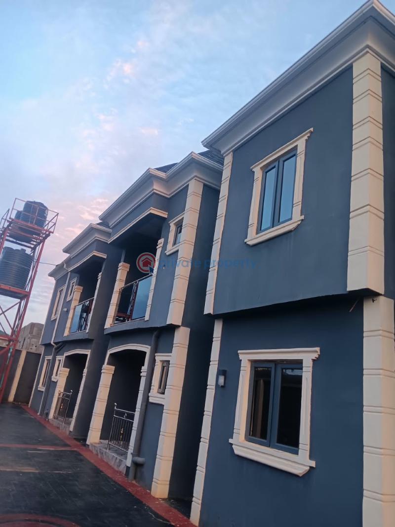 2 bedroom Flat & Apartment For Rent Eruwen Easy Access Road To Garage Ikorodu Lagos - 2
