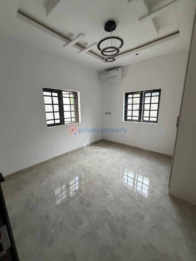 2 bedroom Block Of Flats For Rent At The Back Of Foodco Ring Road Ibadan Oyo - 5