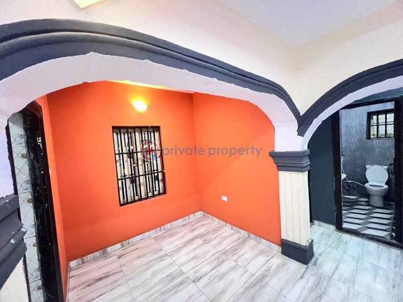 2 bedroom Block Of Flats For Rent Dove Estate Akala Express Ibadan Oyo - 9