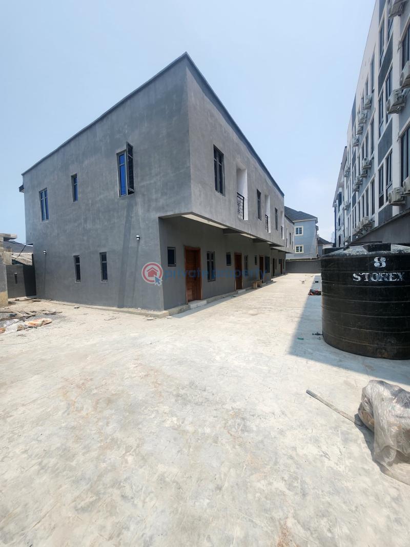 2 bedroom Block Of Flats For Rent Ologolo Lekki Lagos - 0