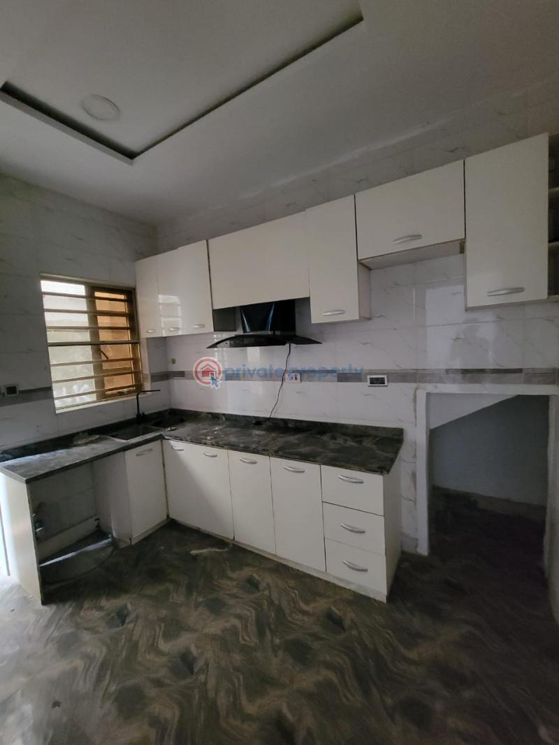 2 bedroom Block Of Flats For Rent Chevron Drive Lekki Lagos - 2