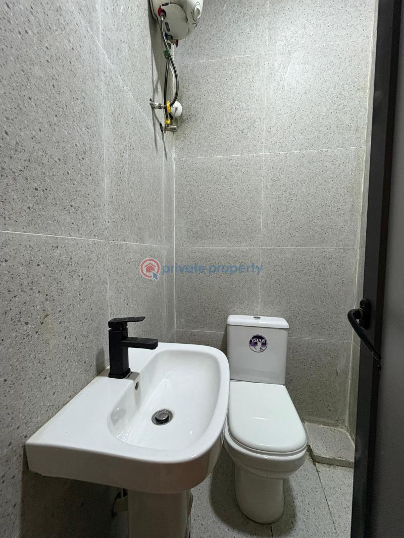 2 bedroom Block Of Flats For Rent Ilasan Lekki Lagos - 4