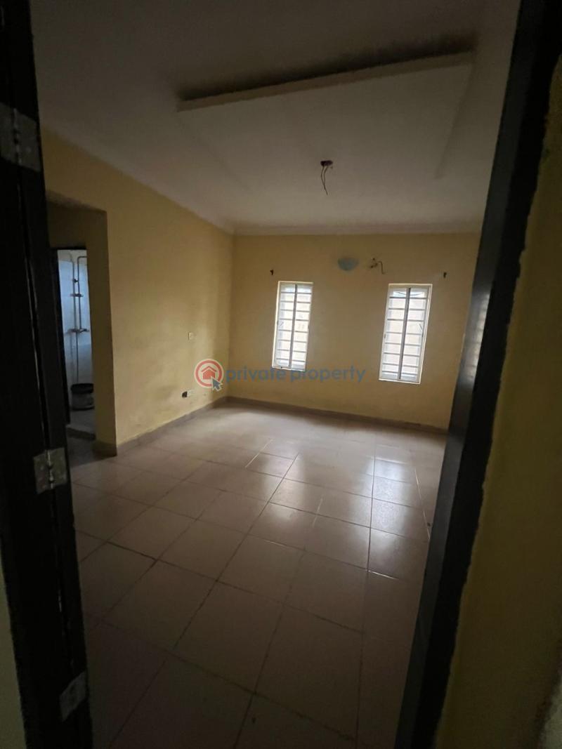 2 bedroom Block Of Flats For Rent Ilaje Ajah Lagos - 3