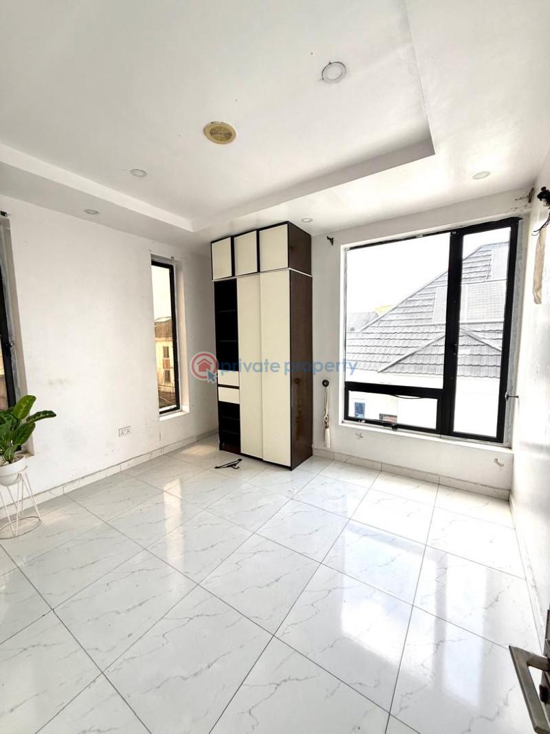 2 bedroom Block Of Flats For Rent Agungi Lekki Lagos - 6