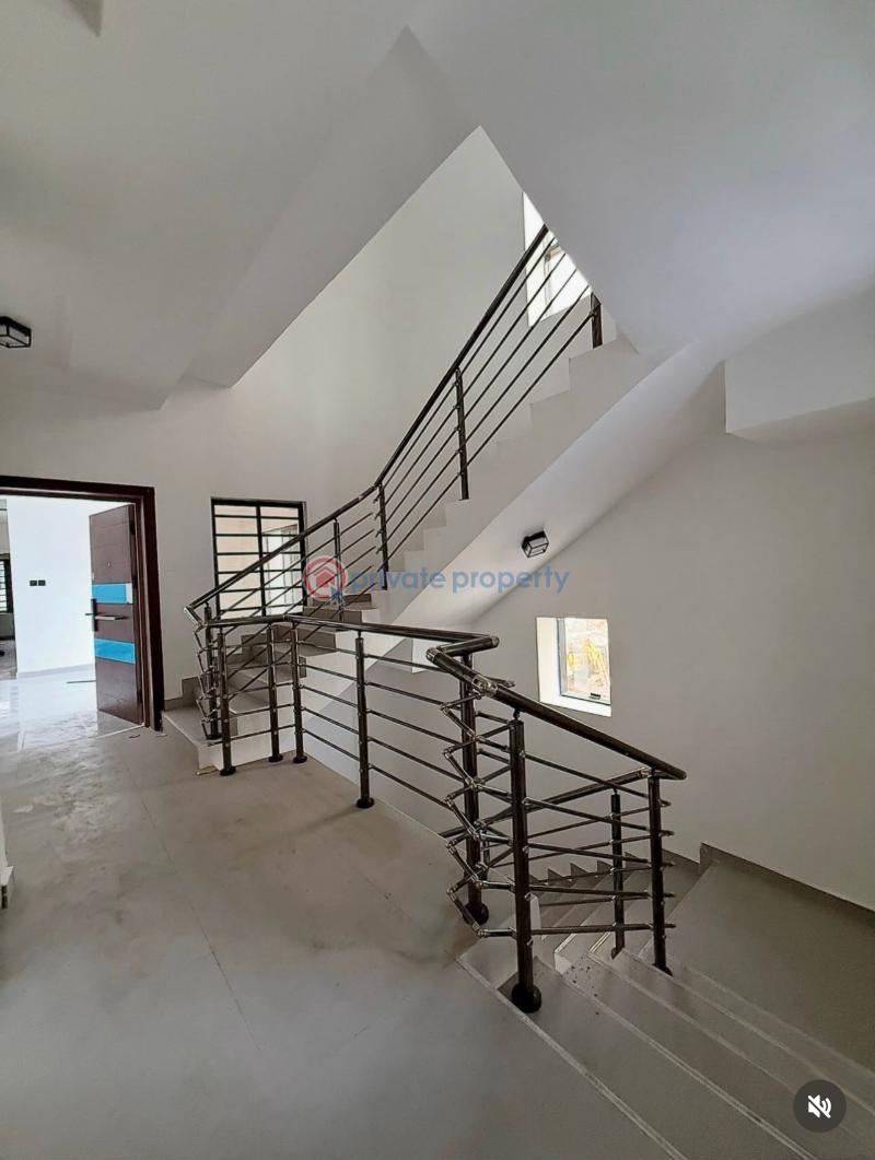2 bedroom Block Of Flats For Rent Ikate Elegushi Lekki Lagos - 1