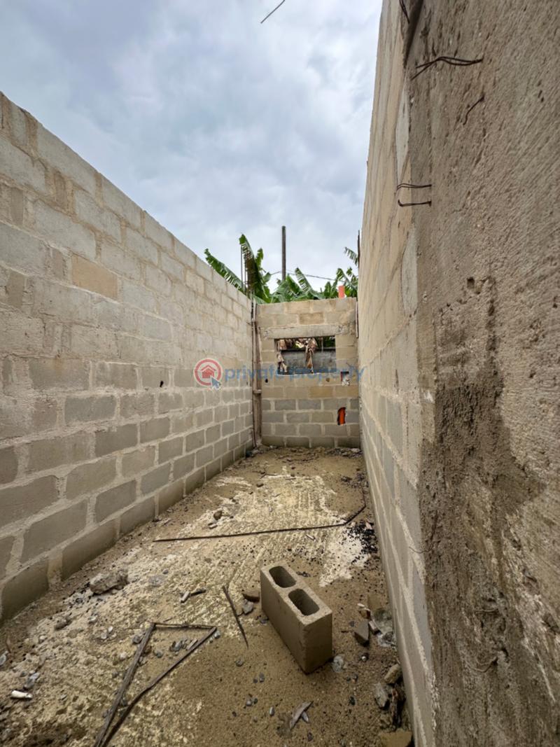 2 bedroom Block Of Flats For Sale Danjuma Drive, Peter Odili Port Harcourt Rivers - 3
