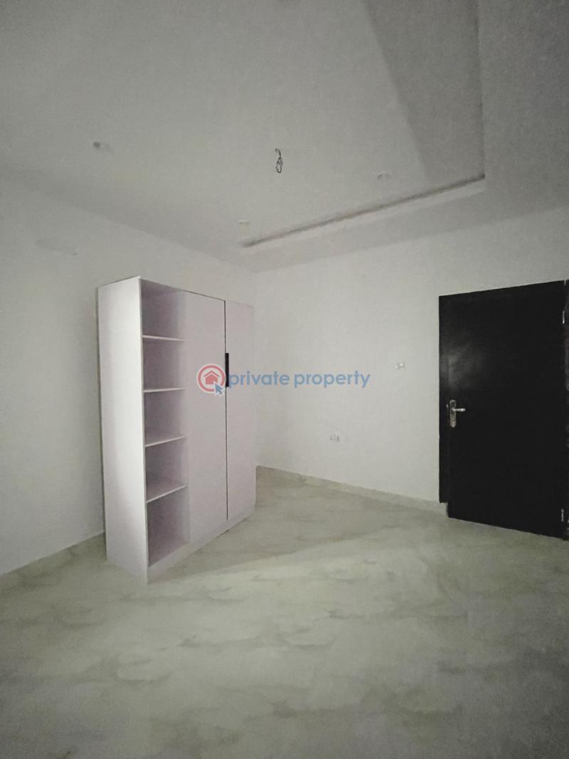 2 bedroom Block Of Flats For Sale Osapa London Lekki Lagos - 1