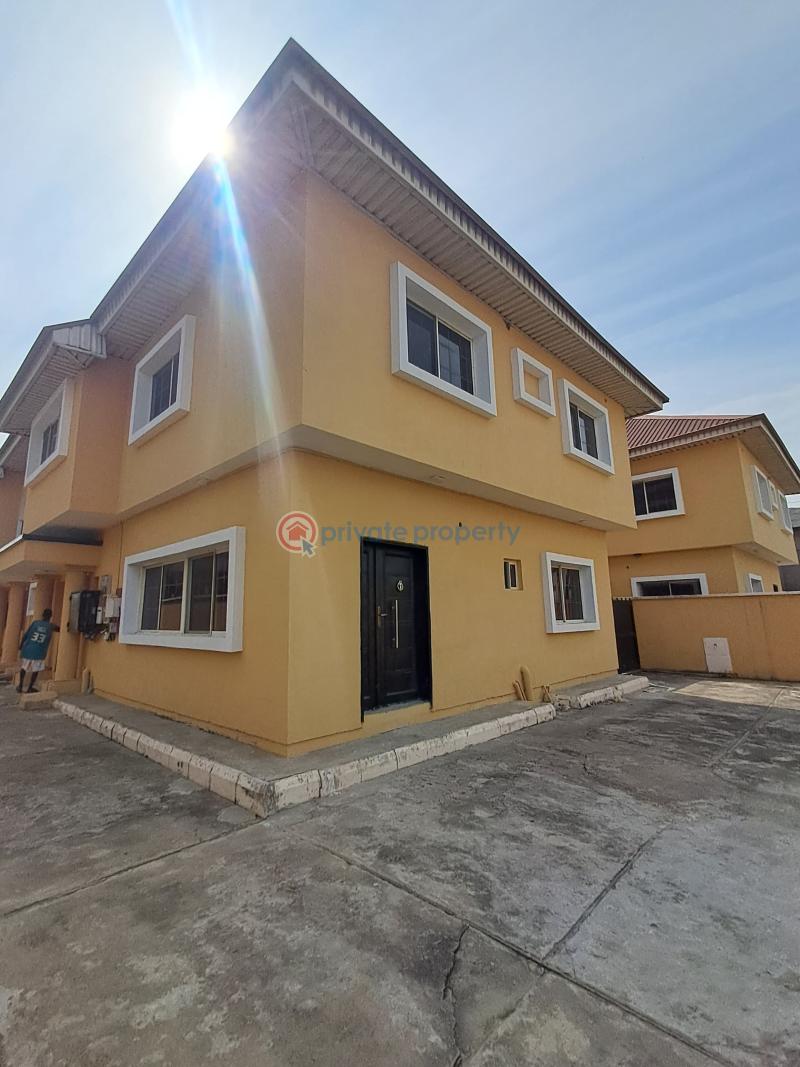 2 bedroom Block Of Flats For Rent Igbo Efon Lekki Lagos - 0