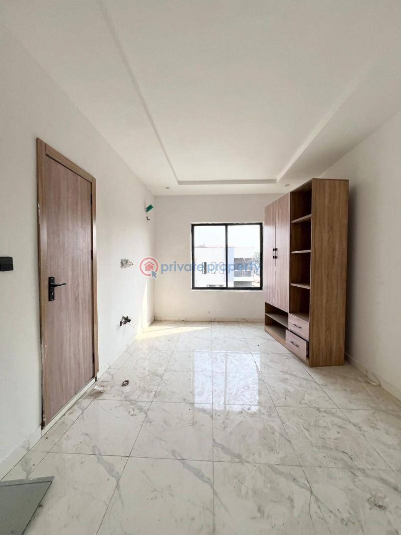 2 bedroom Block Of Flats For Sale Ikate Elegushi Lekki Lagos - 2
