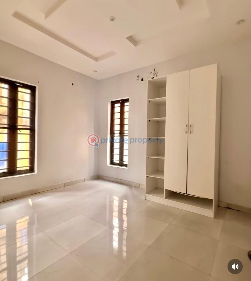2 bedroom Block Of Flats For Rent Ilasan Lekki Lagos - 7
