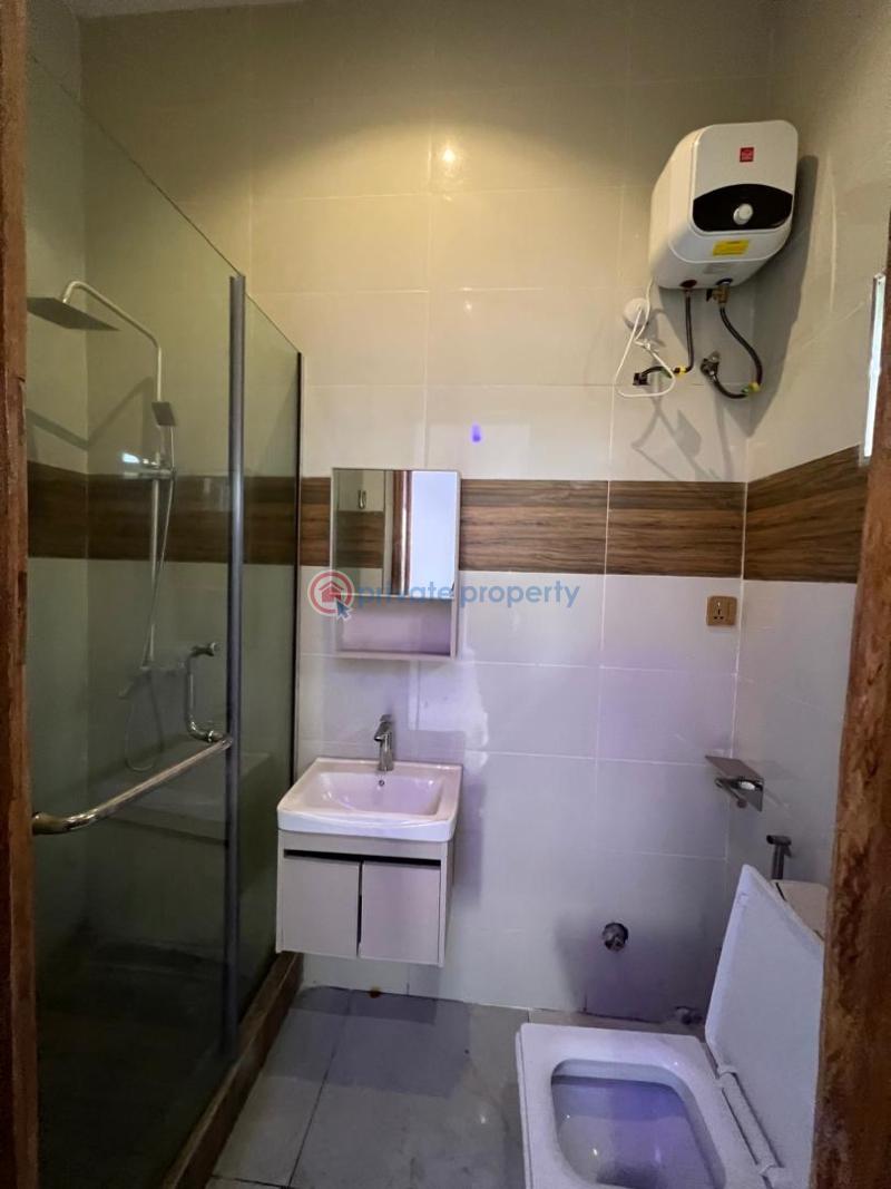 2 bedroom Block Of Flats For Rent New Road Lekki Lagos - 6