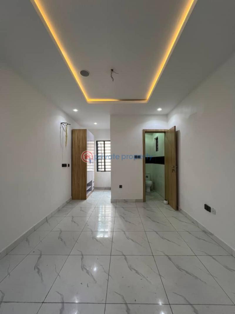 2 bedroom Block Of Flats For Rent Ilasan Lekki Lagos - 6