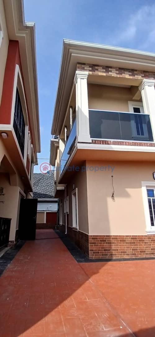 2 bedroom Block Of Flats For Rent Ogunfayo Awoyaya Ajah Lagos - 1