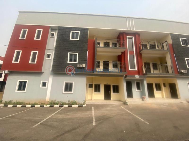 2 bedroom Block Of Flats For Sale Mile 12 Kosofe/Ikosi Lagos - 1
