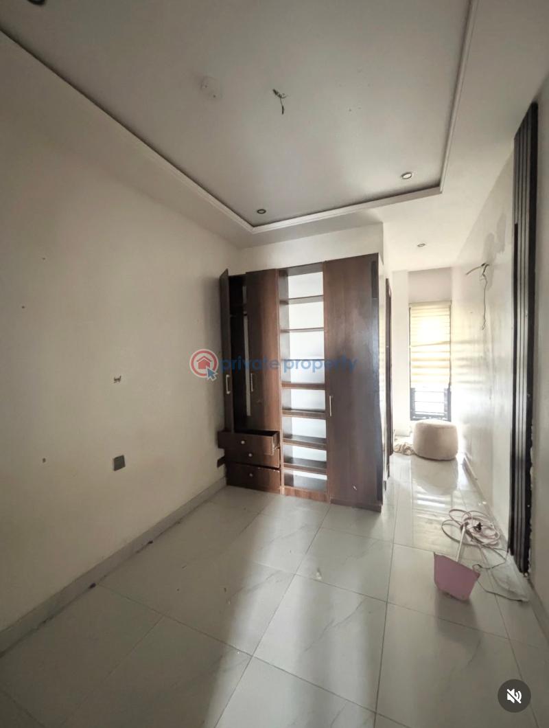 2 bedroom Block Of Flats For Rent Ologolo Lekki Lagos - 10