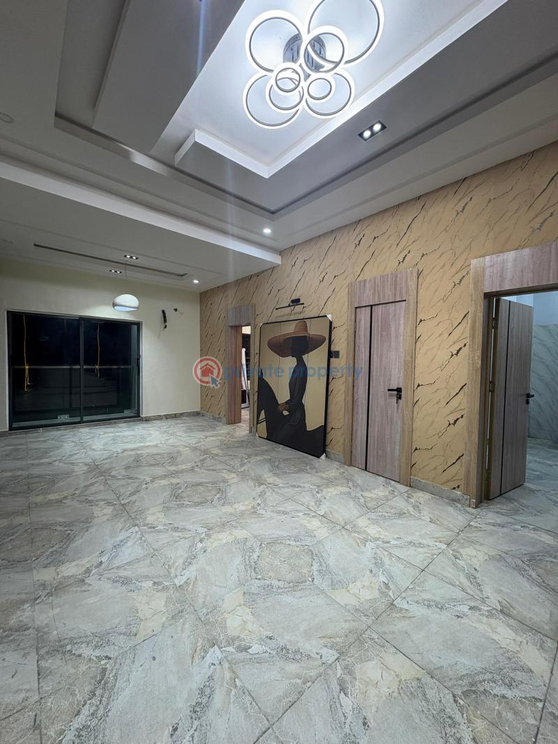 2 bedroom Block Of Flats For Rent Ilasan Lekki Lagos - 1
