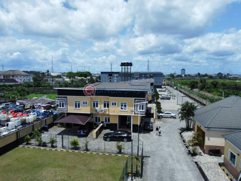 2 bedroom Block Of Flats For Sale Phase 3 Gra Port Harcourt Rivers - 1