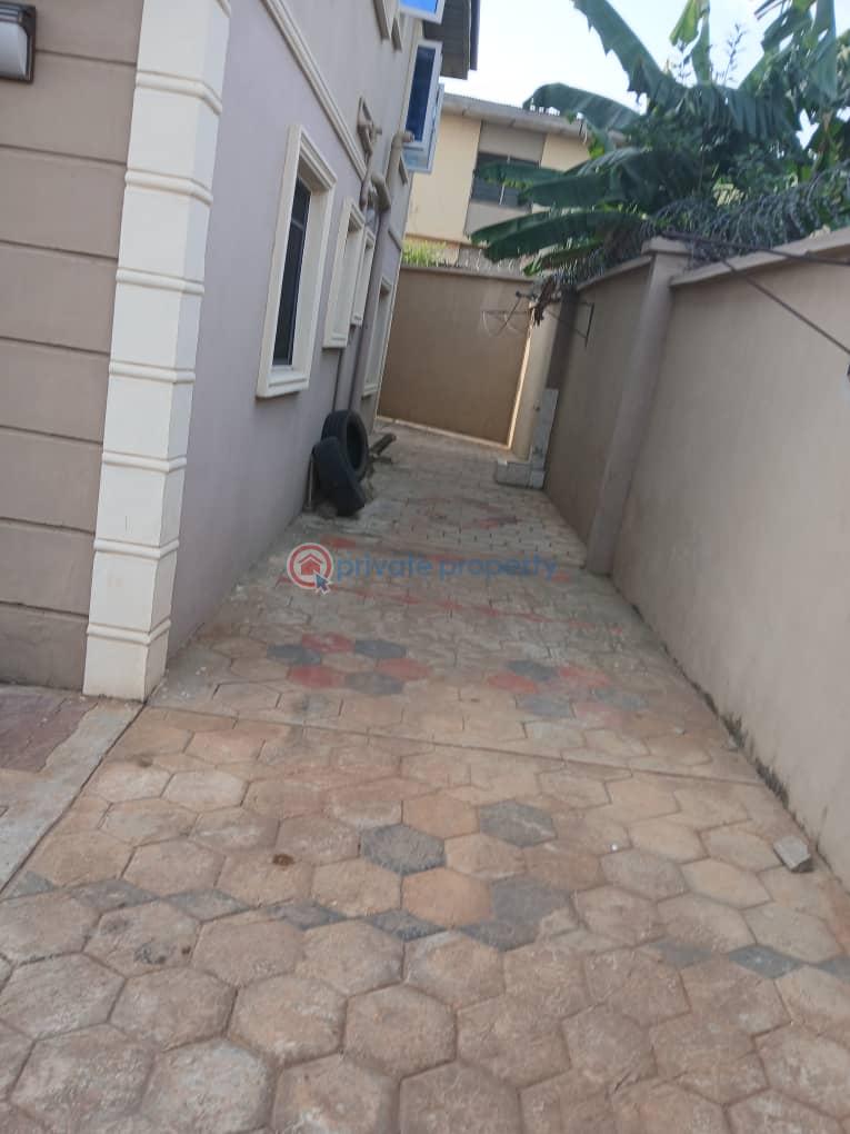 2 bedroom Block Of Flats For Rent Babalola Estate Taska/orita Road, 3rd Houses To Tared Road Akala Express Ibadan Oyo - 12