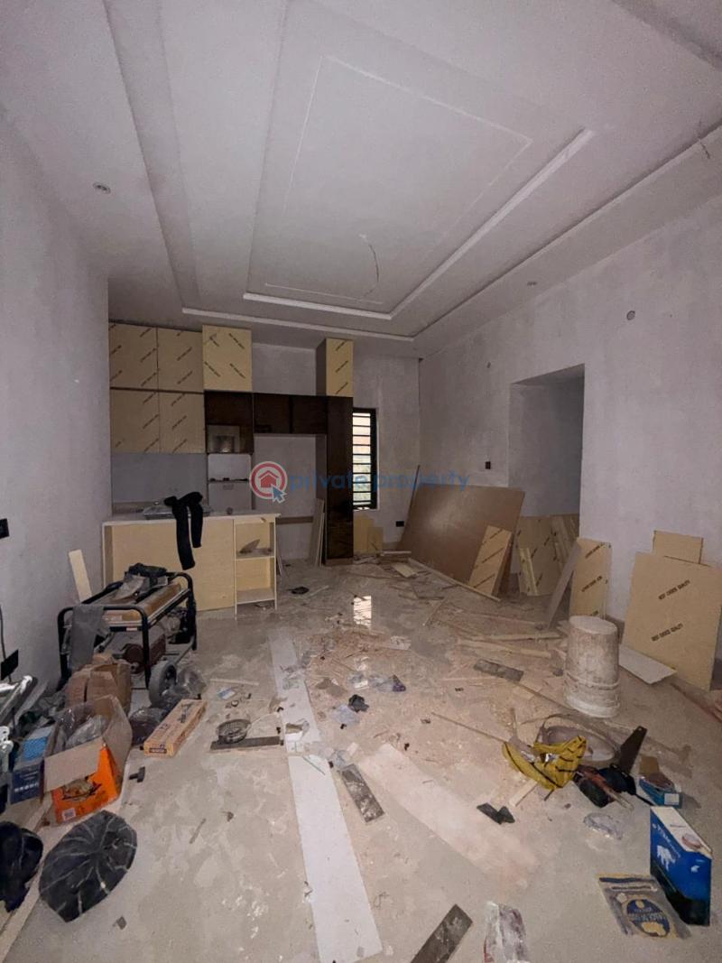 Flat & Apartment For Sale Old Bodija, Ibadan. Ibadan Oyo - 2
