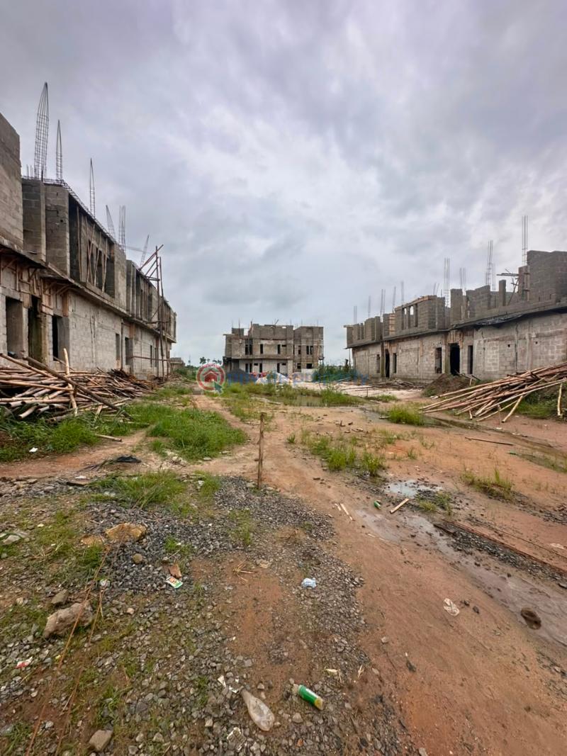 2 bedroom Block Of Flats For Rent 08 Garden City Estate Obirikwere New Layout Port Harcourt Rivers - 3