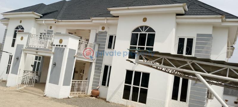 2 bedroom Duplex For Sale Gilmor, Behind Sars. Guzape Abuja Phase 1  - 3