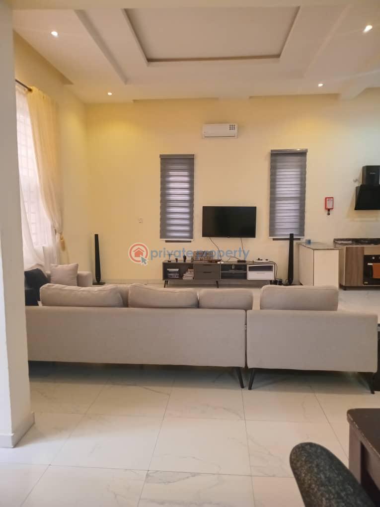 2 bedroom Flat & Apartment For Rent Gra Ikeja Lagos - 0