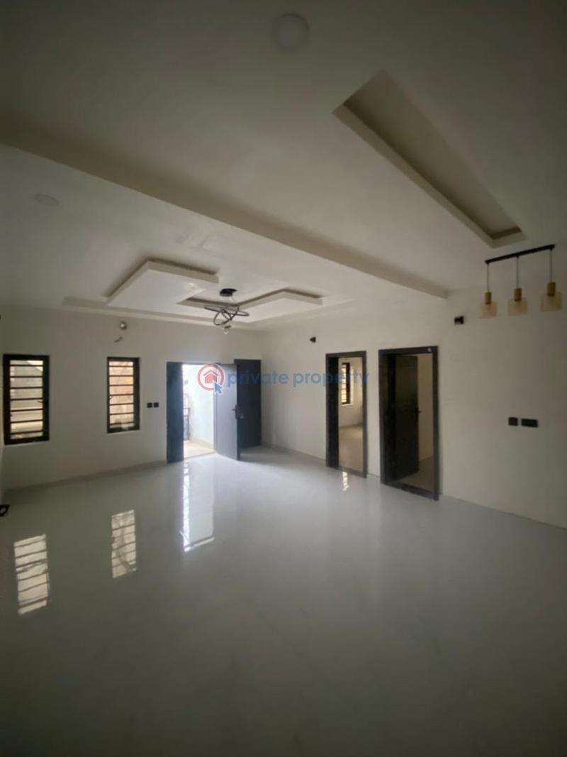 2 bedroom Block Of Flats For Sale Secured Area Magodo GRA Phase 1 Ojodu Lagos - 1