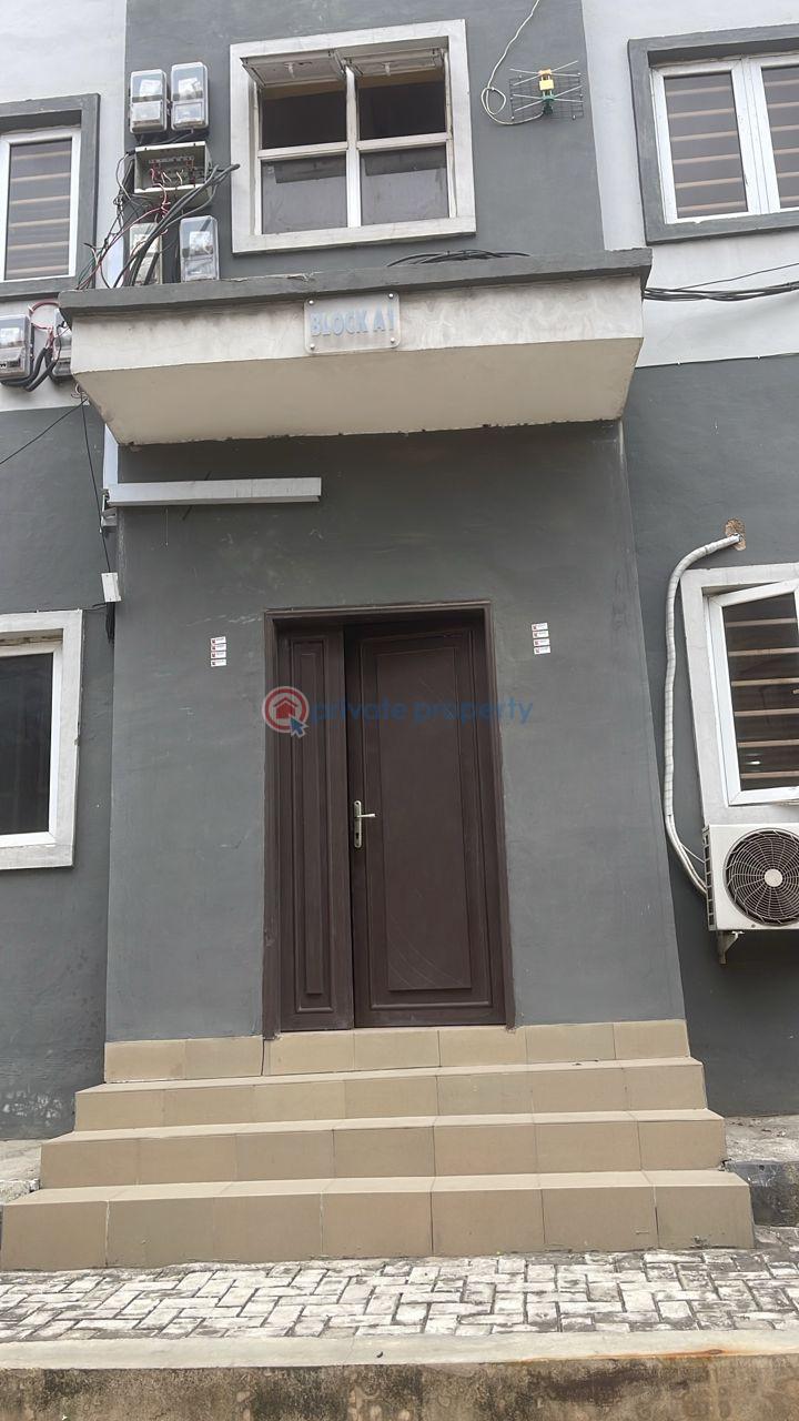 2 bedroom Block Of Flats For Sale Estate Pen Cinema Agege Lagos - 2