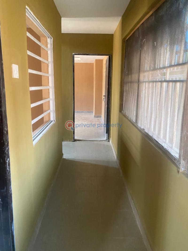 2 bedroom Block Of Flats For Rent Isheri Before Magodo Phase 1 Magodo GRA Phase 1 Ojodu Lagos - 5