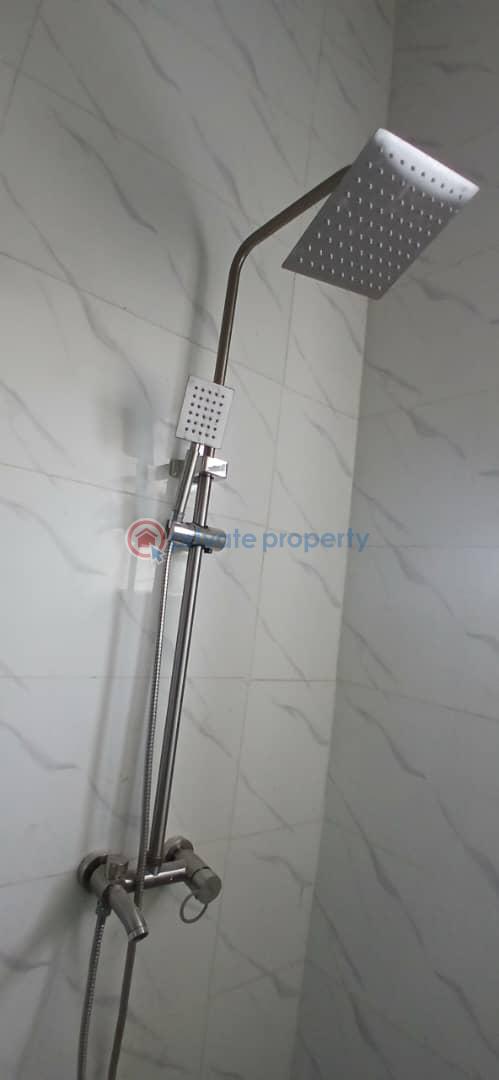 2 bedroom Block Of Flats For Rent At The Back Of Foodco Akala Express Ibadan Oyo - 3