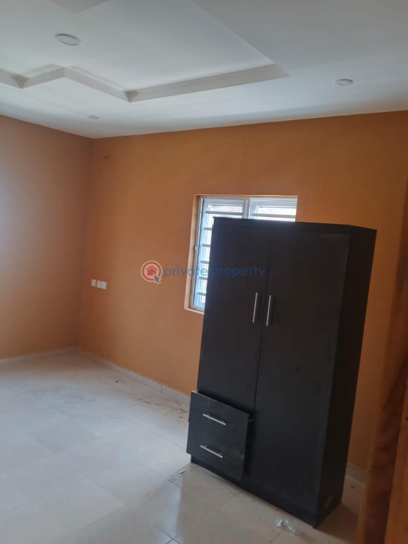 2 bedroom Block Of Flats For Rent Akilapa Estate Jericho Extension Idishin Ibadan Oyo - 4